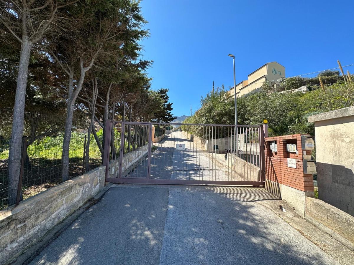 Villa Fiorenza - 100 Mt Dal Mare Кастелламмаре-дель-Голфо Экстерьер фото